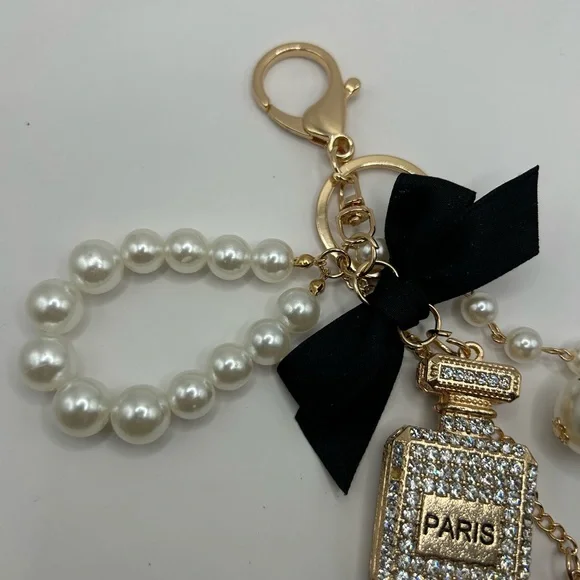 & Other Stories Pearl and Black Key Holder - Picture 4 of 4